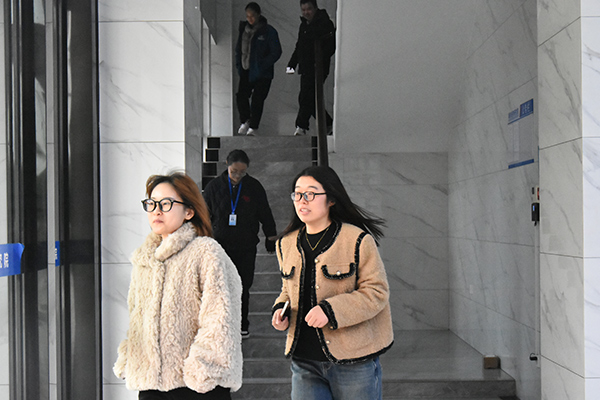 99177803.jpg 微信图片_20251205163555_135_241.jpg